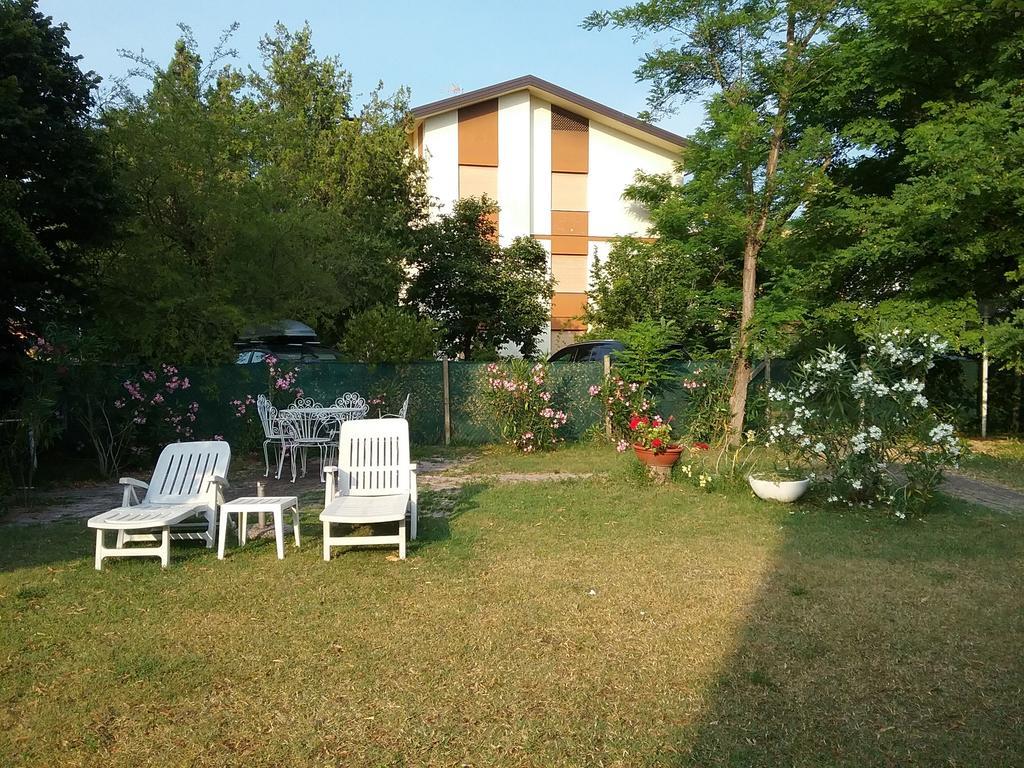 Casa Marialuigia - Appartamenti Solo Per Famiglie ลิโดดิเยโซโล ภายนอก รูปภาพ
