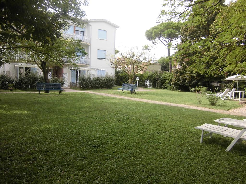 Casa Marialuigia - Appartamenti Solo Per Famiglie ลิโดดิเยโซโล ภายนอก รูปภาพ